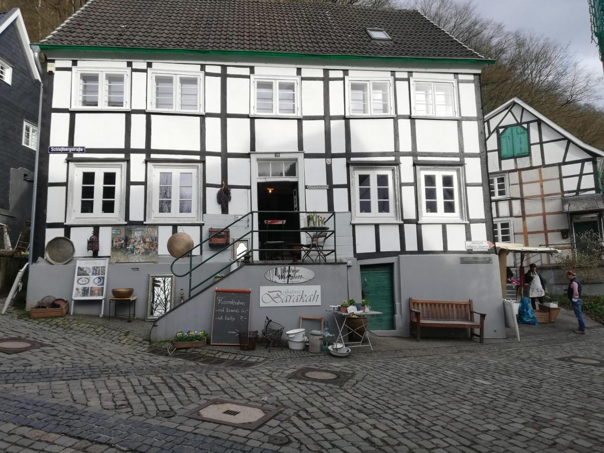 Ferienwohnung Am Schlossberg سولينجين المظهر الخارجي الصورة